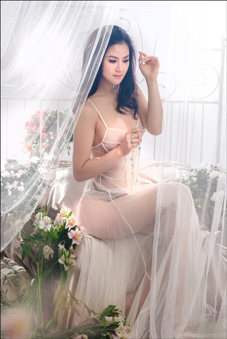 翁虹三级喂奶电影徐锦江